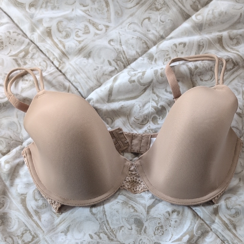Women's Tan Lace Trim Bra